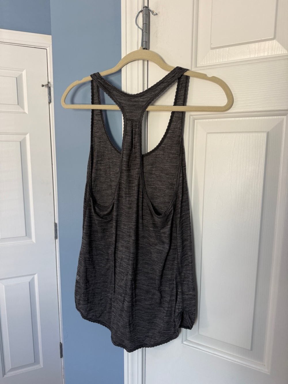 Lululemon 105 F Singlet (Seriously Light Luon) Heathered Black p2p 18” - Picture 7 of 9